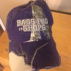 Ladies bass pro hat